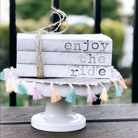 I Love You Book Stack - Picture 4 of 6